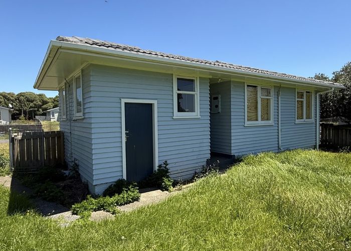  at Mangere East, Manukau City, Auckland