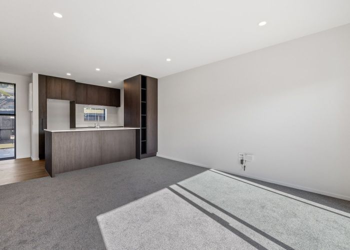  at 2/5 Reading Street, Upper Riccarton, Christchurch