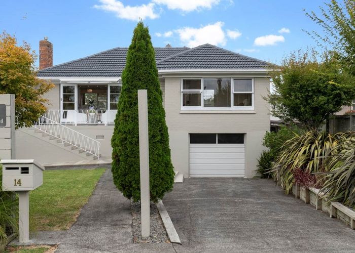  at 14 Bradbury Road, Botany Downs, Auckland