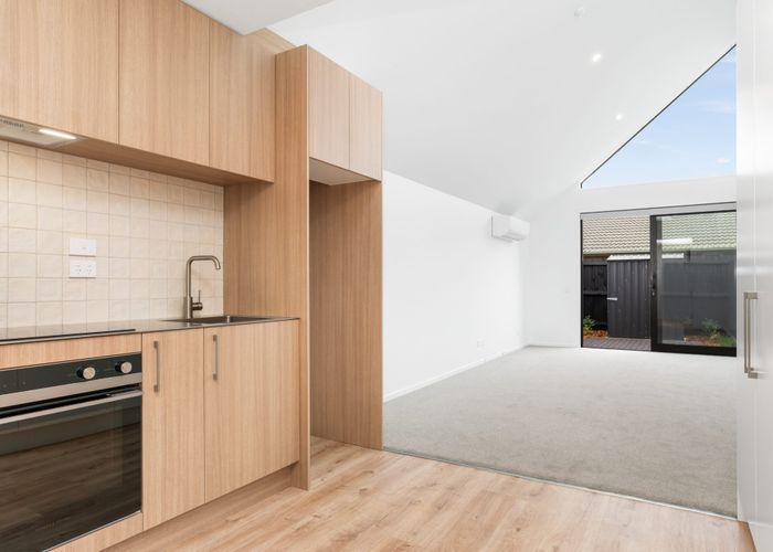  at 8/7 Grove Road, Addington, Christchurch City, Canterbury