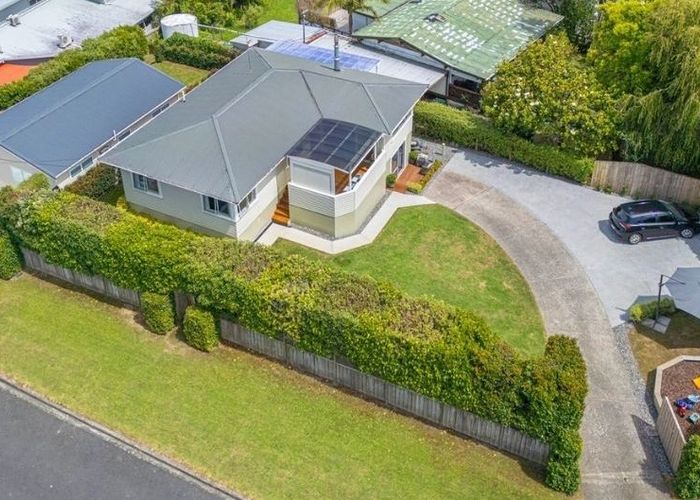  at 1 Poplar Road, Stanmore Bay, Whangaparaoa