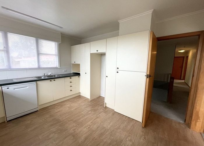  at 139 Forrest Hill Road, Forrest Hill, North Shore City, Auckland