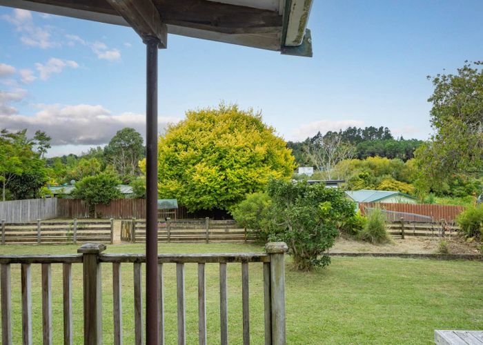  at 10A Rosier Road, Glen Eden, Waitakere City, Auckland