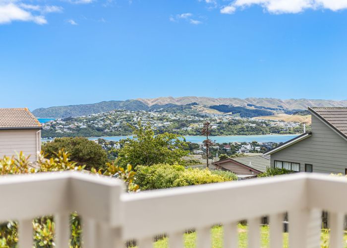  at 28 Mercury Way, Whitby, Porirua