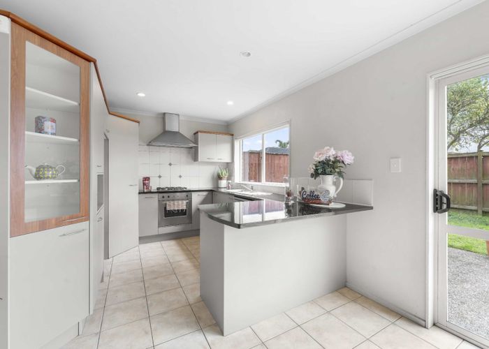  at 42 Lilybank Crescent, Dannemora, Manukau City, Auckland