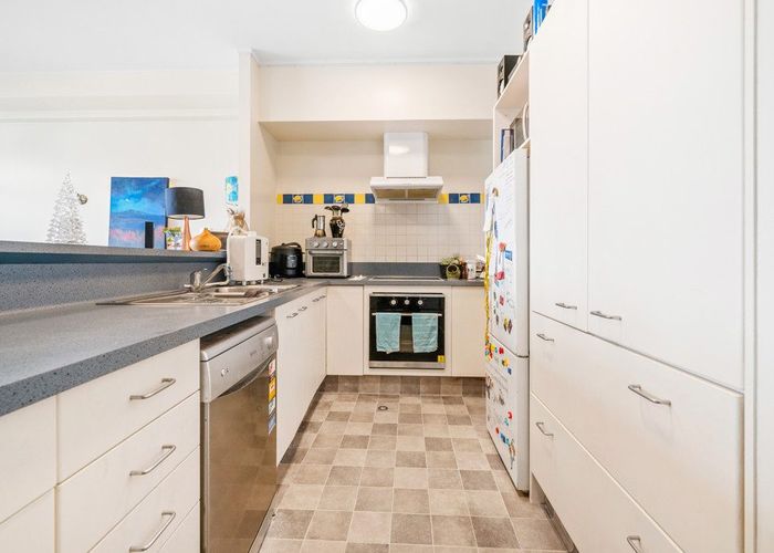  at 5C/16 Kent Terrace, Mount Victoria, Wellington, Wellington