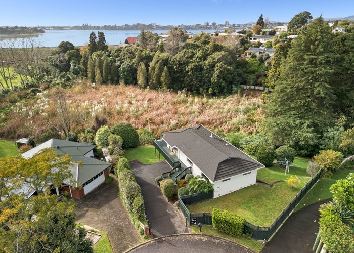  at 18 Waikareao Way, Otumoetai, Tauranga, Bay Of Plenty