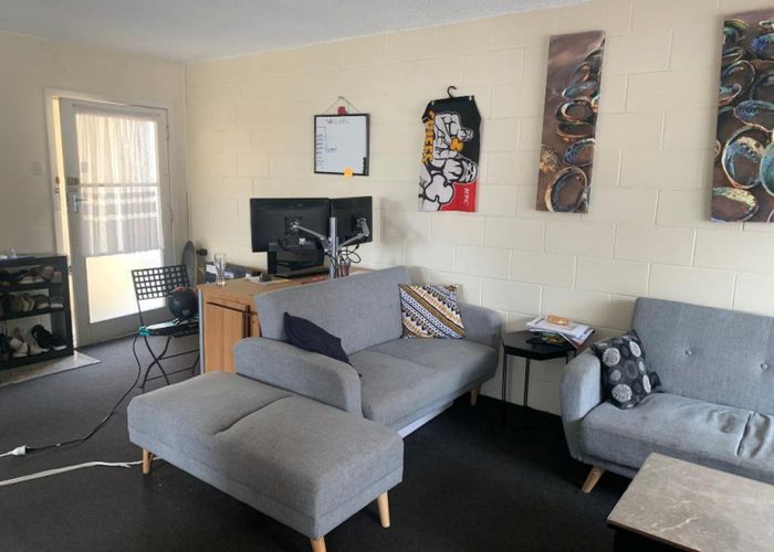  at 9/25 Wellington Street, Hamilton East, Hamilton, Waikato