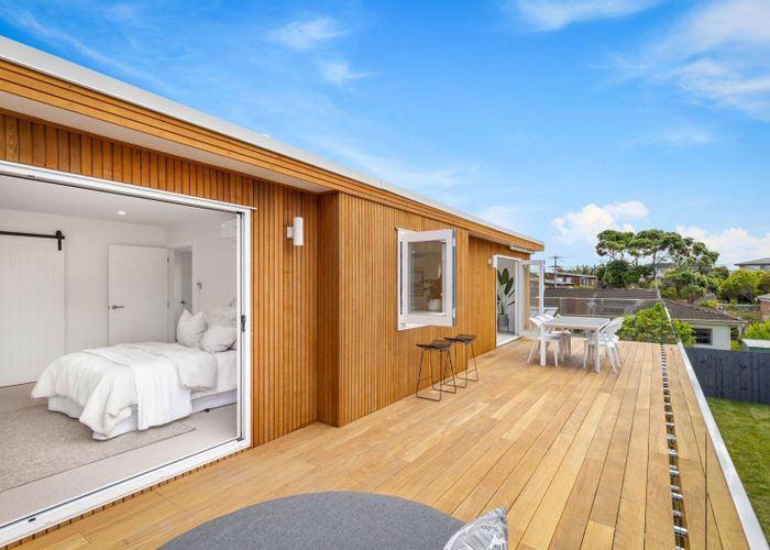  at 1/363 Beach RD, Campbells Bay, North Shore City