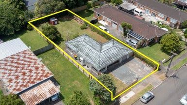  at 8 Alexander Avenue, Papatoetoe, Auckland