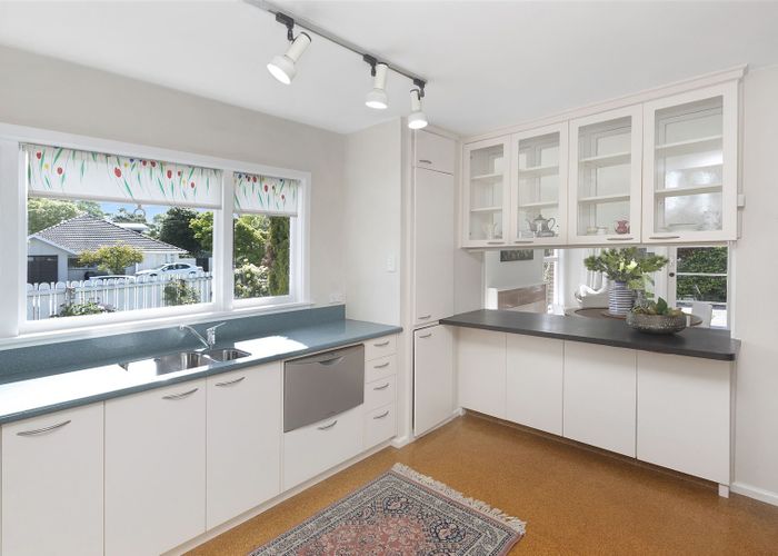  at 7 Willowbrook Place, Fendalton, Christchurch