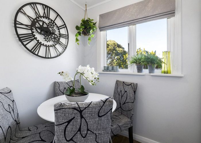  at 98 Dunrobin Street, Waverley, Dunedin, Otago