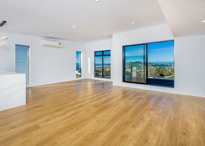  at 40E Belmont Terrace, Milford, Auckland
