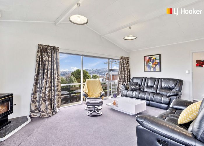  at 136 Larnach Road, Waverley, Dunedin