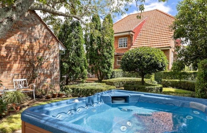  at 8 Coyle Street, Sandringham, Auckland
