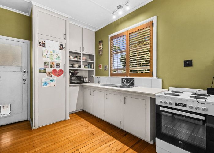  at 114 Mayfair Avenue, Mayfair, Hastings, Hawke's Bay