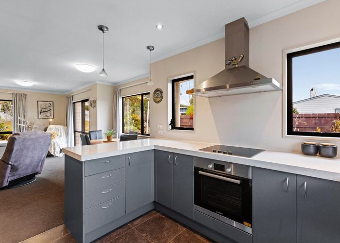 at 13 Missy Crescent, Mount Pisa