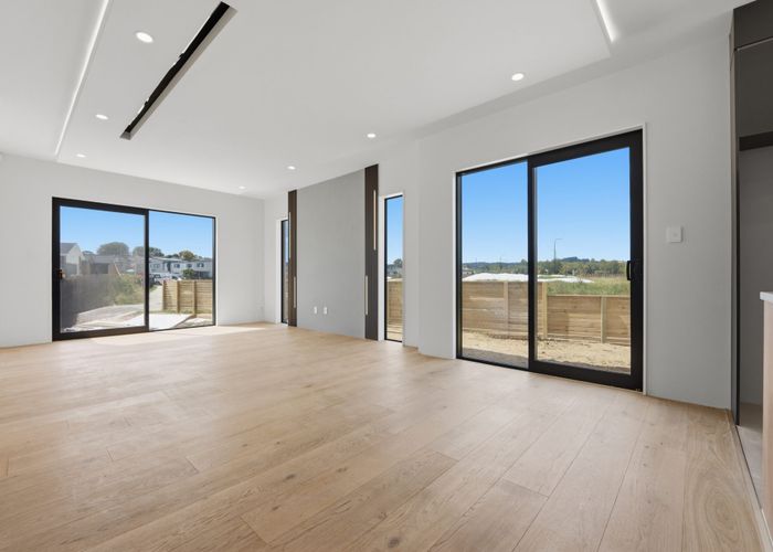  at Unit 9, 81 Otuwairoa Esplanade, Papakura, Papakura, Auckland