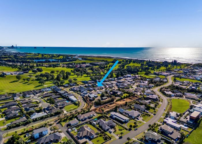  at 12 Oakmont Crescent, Waiwhakaiho, New Plymouth, Taranaki