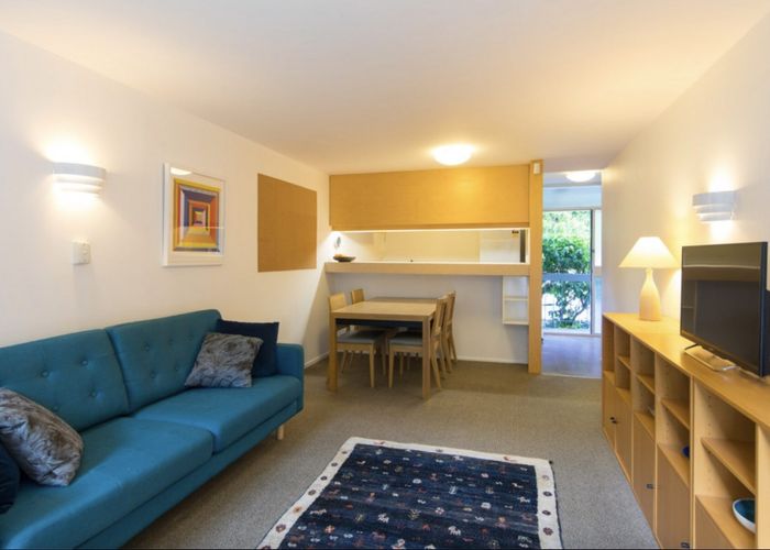  at 5/18 Edenvale Crescent, Mount Eden, Auckland City, Auckland