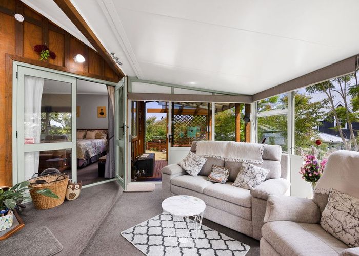  at 320C Frankley Road, Ferndale, New Plymouth