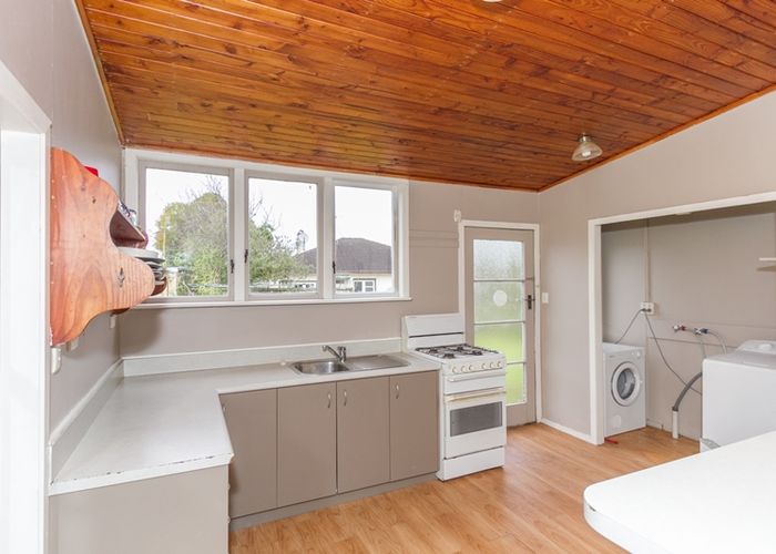  at 31 Seddon Road, Hamilton