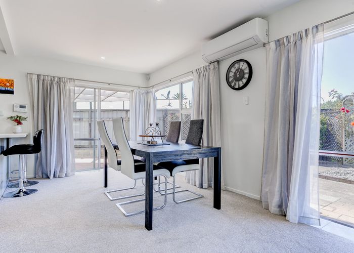  at 4 Morrow Avenue, St Andrews, Hamilton