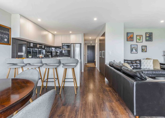  at 17 Irving Place, Hobsonville, Auckland