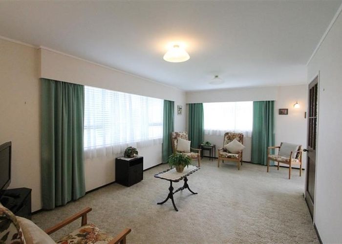  at 1/16 Regent Street, Papatoetoe, Manukau City, Auckland