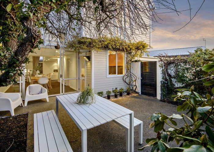 For sale 74 Office Road, Merivale, Christchurch City, Canterbury