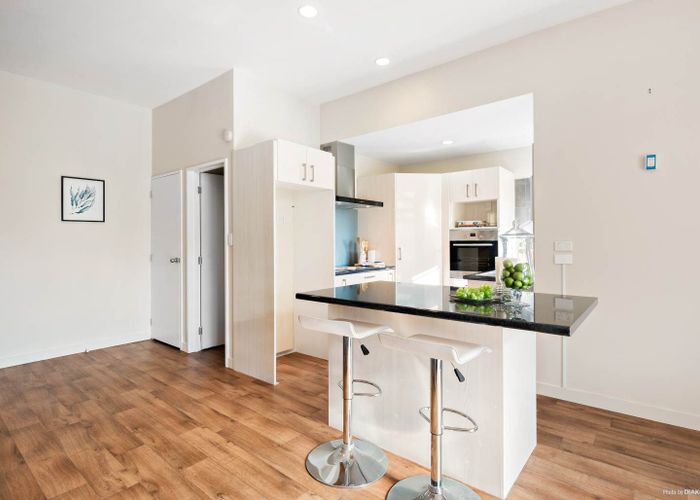  at 4/62 Fernhill Way, Albany, North Shore City, Auckland