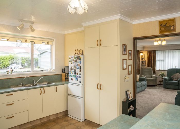  at 86 Main Road, Fairfield, Dunedin