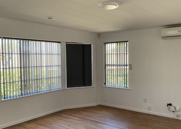  at 31 Gladys Avenue, Glenfield, North Shore City, Auckland