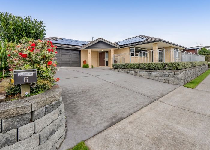  at 6 Saint Andrews Parkway, Waiwhakaiho, New Plymouth, Taranaki