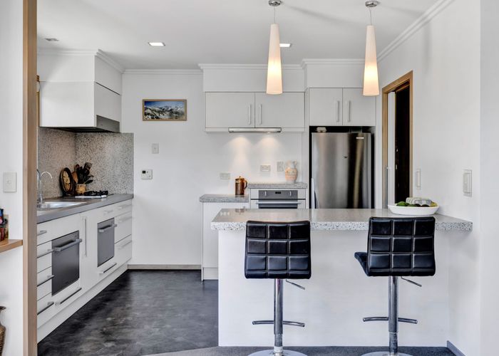  at 22 Oriental Street, Welbourn, New Plymouth, Taranaki