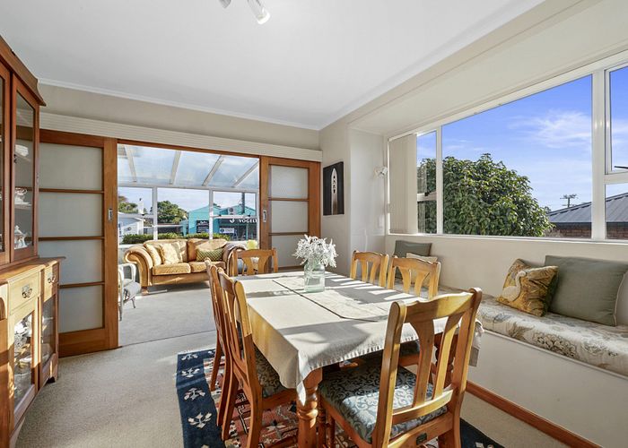  at 275 Carrington Street, Vogeltown, New Plymouth, Taranaki