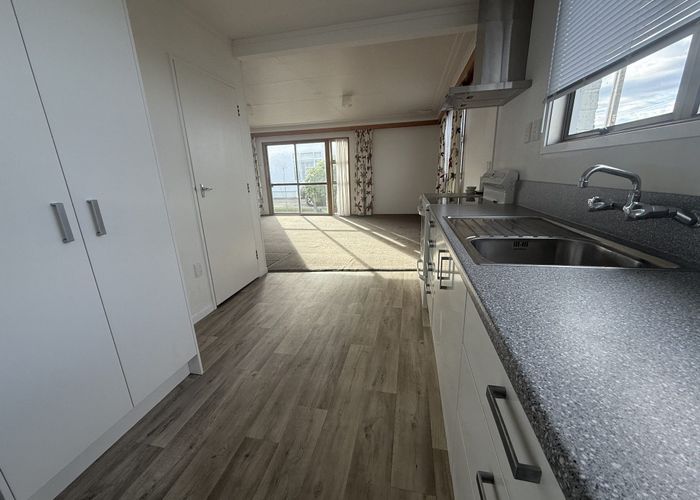  at 1/30 Stewart Street, Balclutha, Clutha, Otago