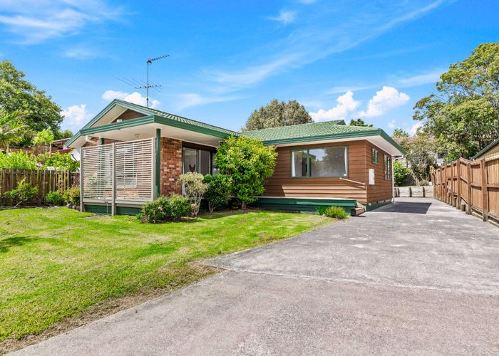  at 82 Kamara Road, Glen Eden, Waitakere City, Auckland