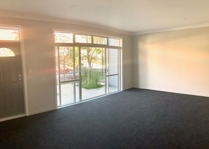  at 4/44 Carlos Drive, Flat Bush, Auckland