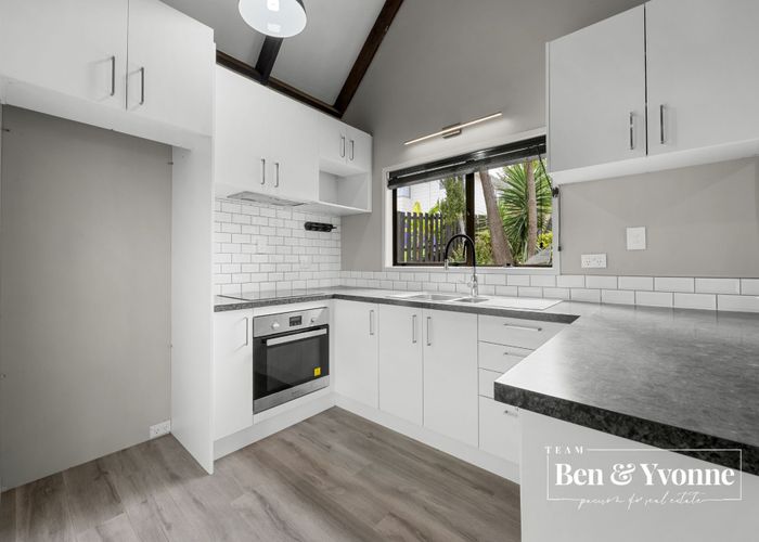  at 11 Portage Road, Mount Wellington, Auckland City, Auckland