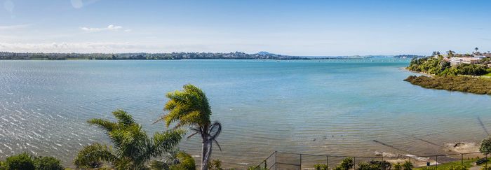  at 104 Bramley Drive, Farm Cove, Auckland