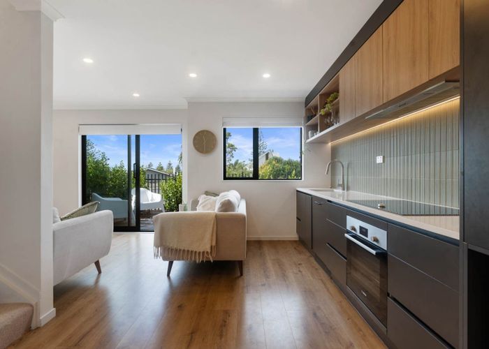  at 9C Glamorgan Drive, Torbay, North Shore City, Auckland