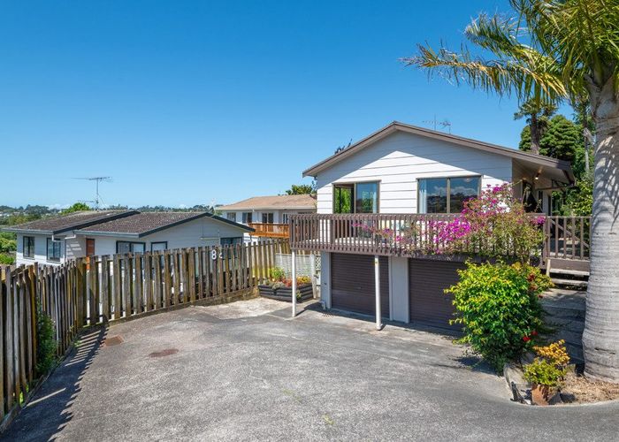  at 1/8 Camilla Grove, Totara Vale, North Shore City, Auckland