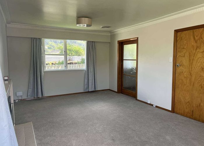  at 13 Mclellan Street, Tawa, Wellington