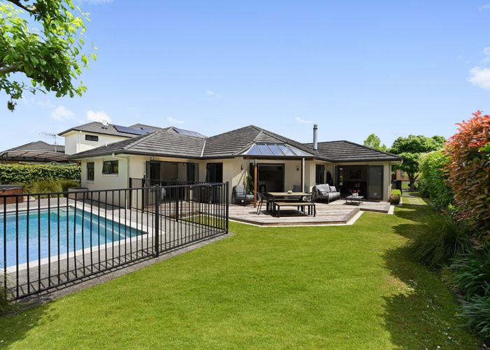  at 4 Parkwood Place, Huntington, Hamilton, Waikato