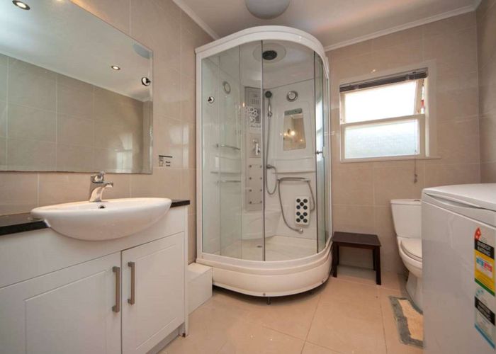  at 5/58 View Road, Mount Eden, Auckland
