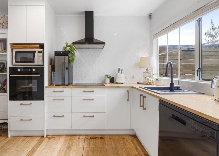  at 17A Freda Place, Favona, Manukau City, Auckland