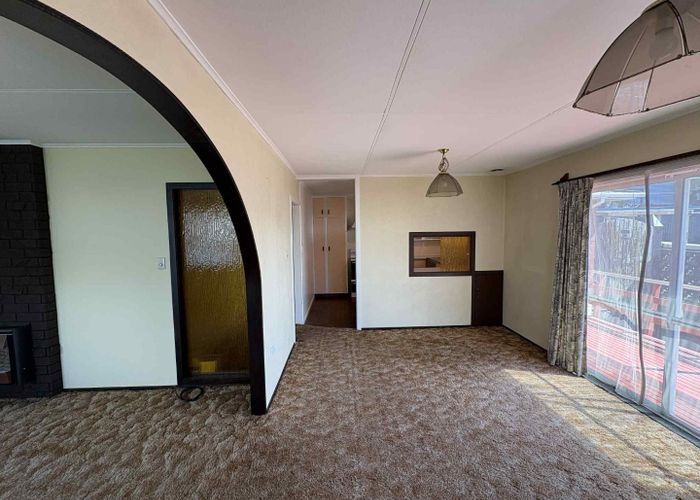  at 14A Brixham Place, Merrilands, New Plymouth, Taranaki