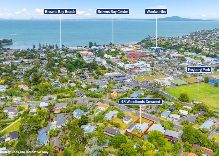  at 48 Woodlands Crescent, Browns Bay, North Shore City, Auckland