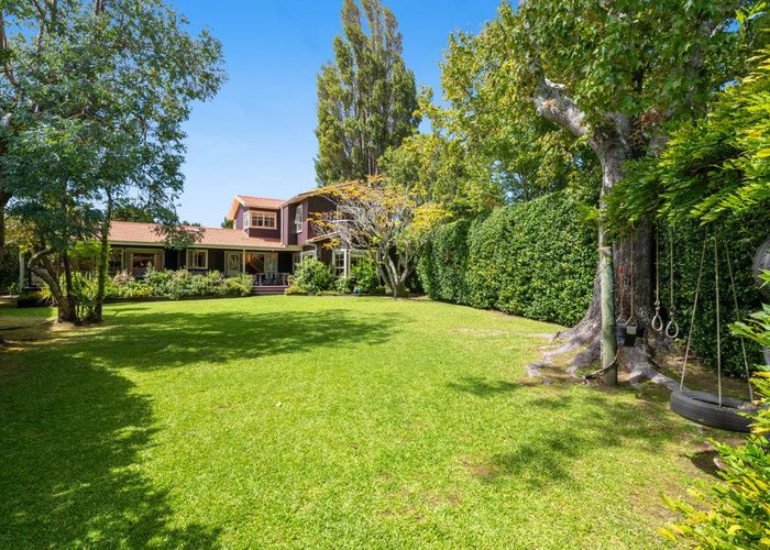  at 3 Glengarry Avenue, Manly, Rodney, Auckland